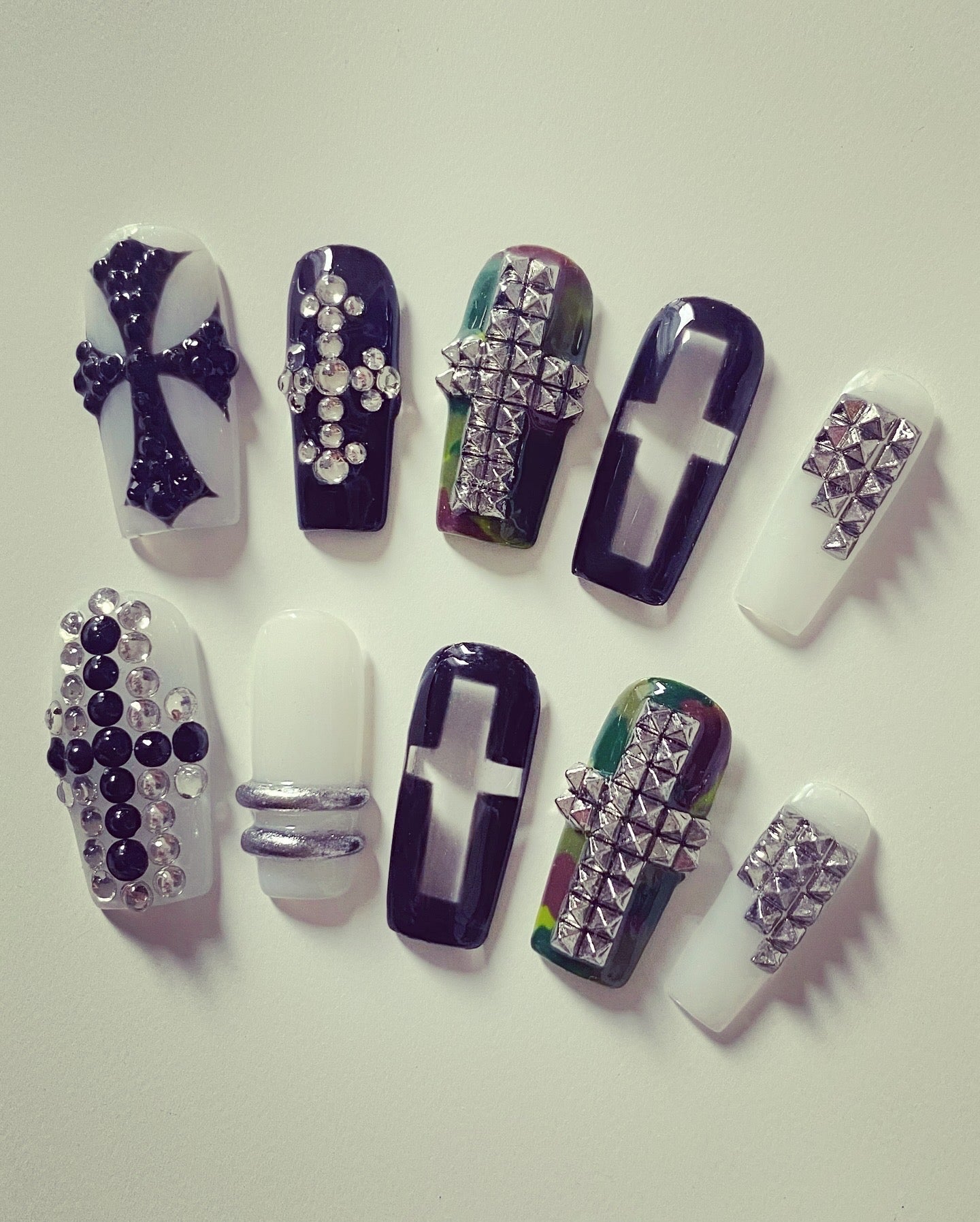 2014 Studded set ✞†✟