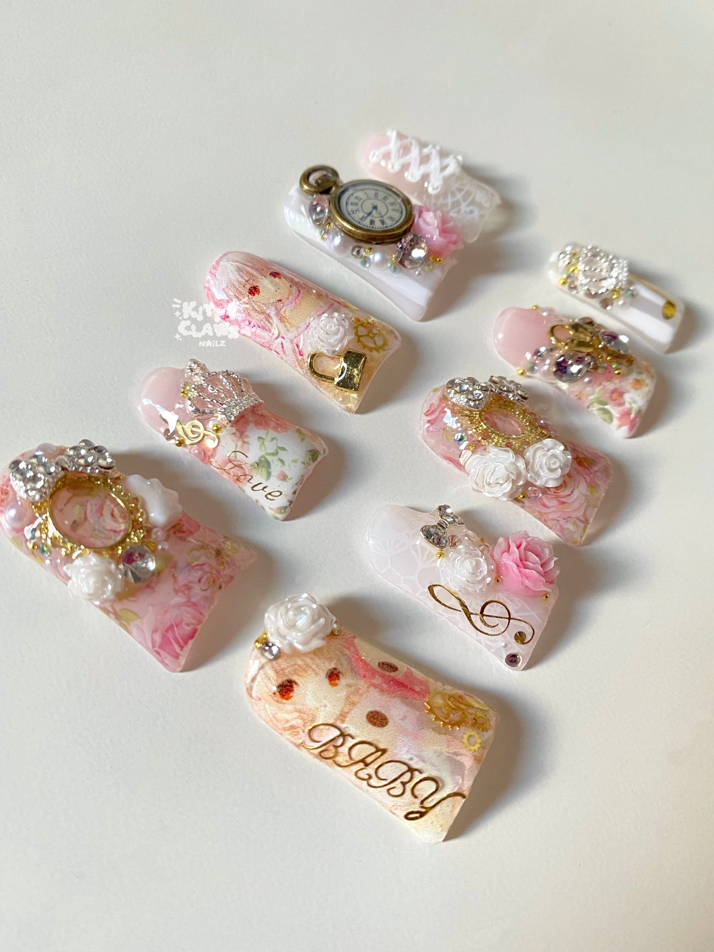 𝓬𝓱𝓲𝓲 𝓬𝓱𝓸𝓫𝓲𝓽𝓼 inspired press-on nails set𝄞🪽⚙️‧₊˚♪